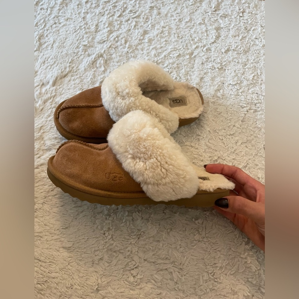 UGG cozy Slippers
